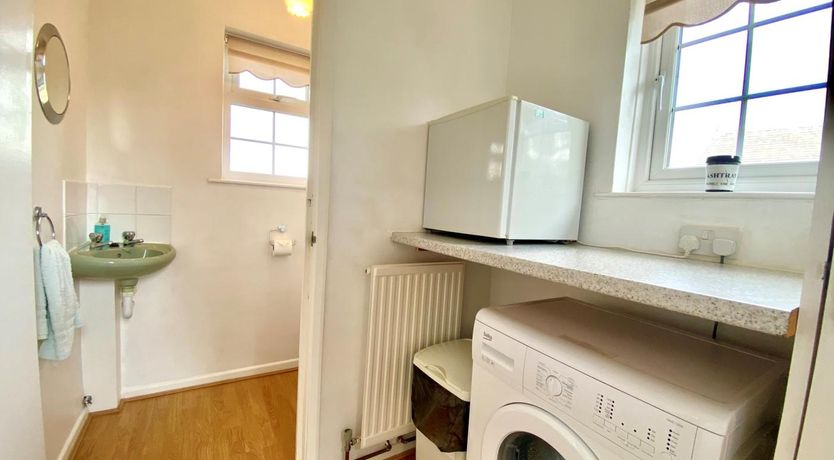 Photo of 2 Bed in Shanklin