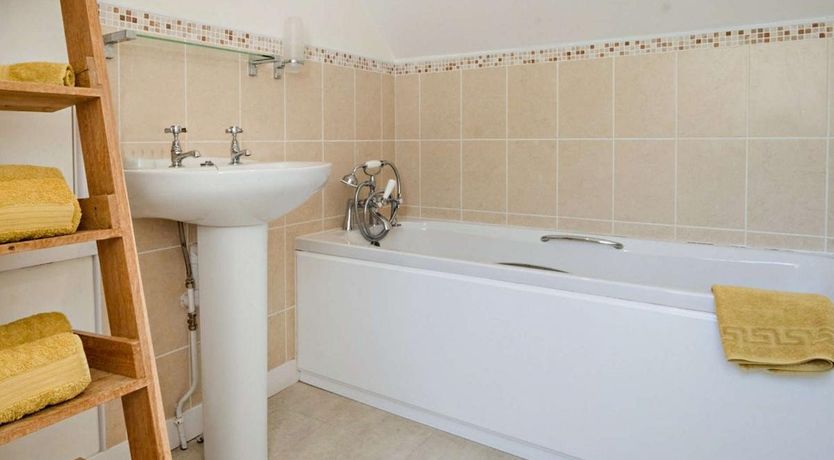 Photo of 1 Bed in Cowes