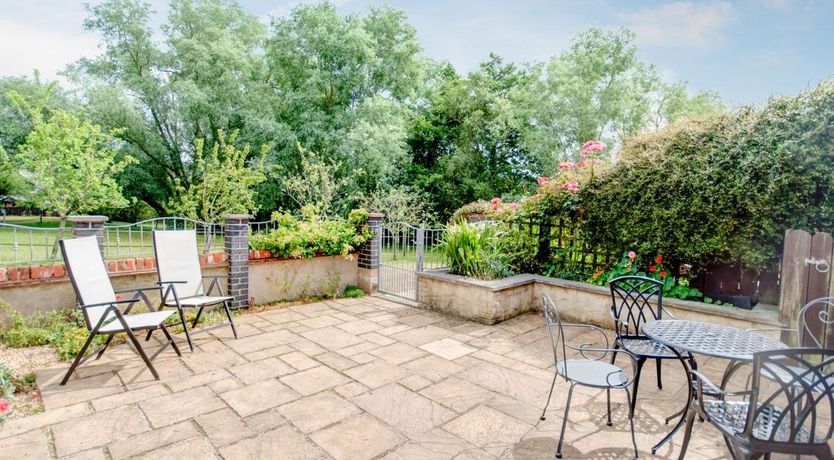 Photo of 2 Bed in Alverstone