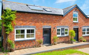 Photo of 2 Bed in Alverstone