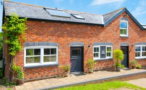 Photo of 2 Bed in Alverstone