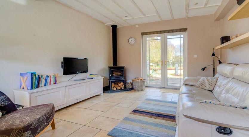 Photo of 2 Bed in Alverstone