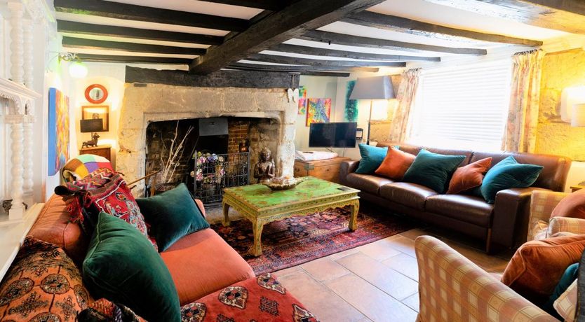 Photo of 4 Bed in Godshill