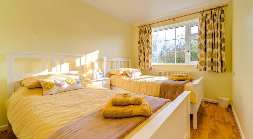 Photo of 2 Bed in Brighstone