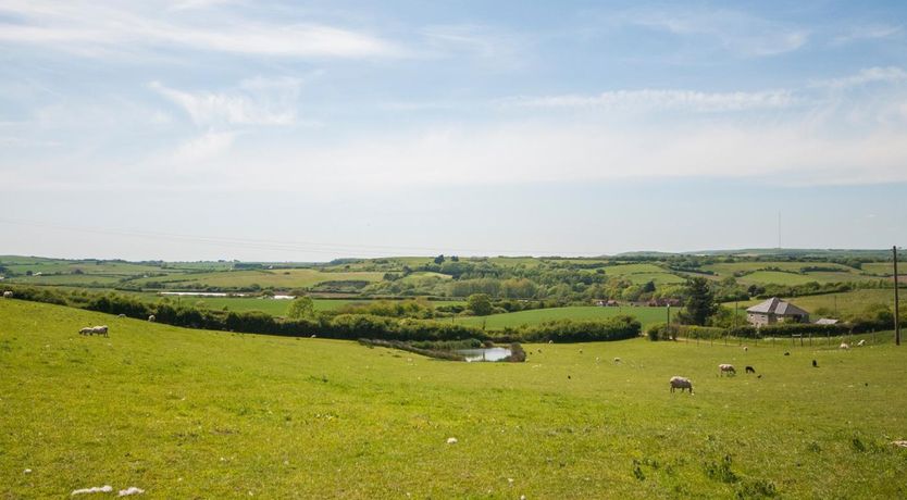 Photo of 2 Bed in Godshill