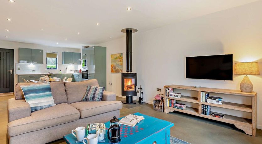 Photo of 2 Bed in Holsworthy