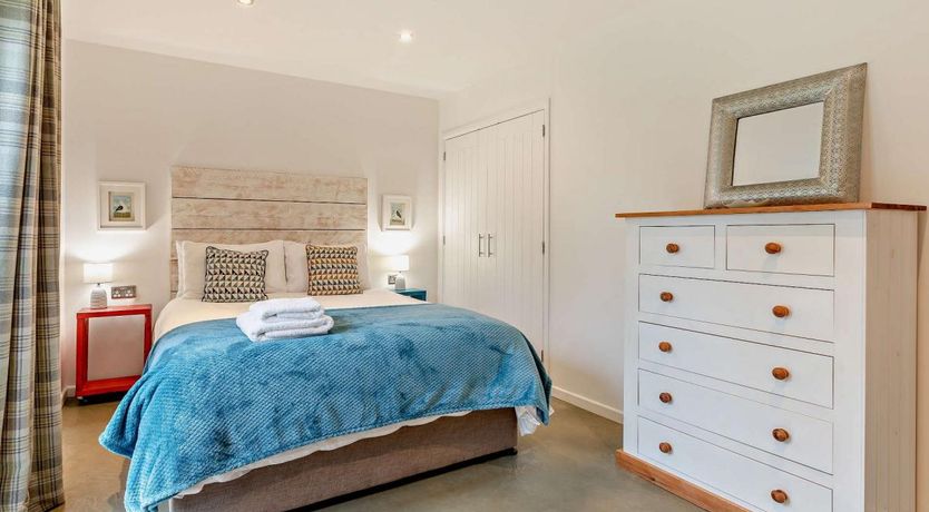 Photo of 2 Bed in West Putford