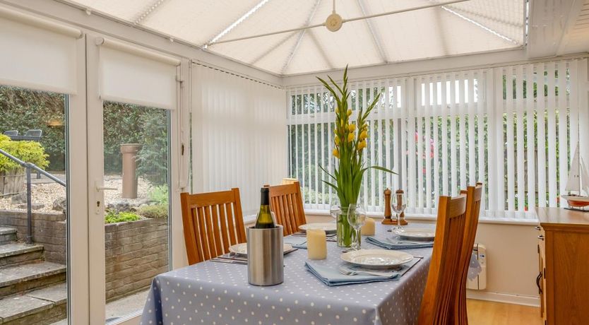 Photo of 2 Bed in Freshwater