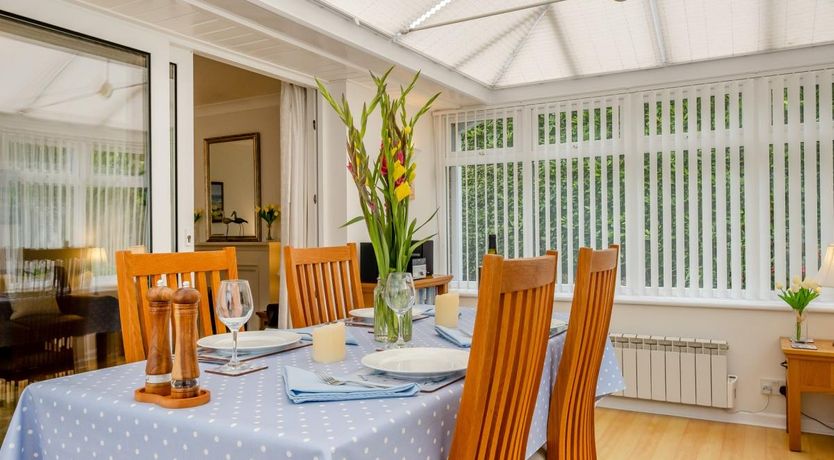 Photo of 2 Bed in Freshwater