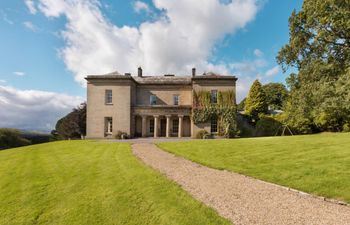 9 Bed in Barnard Castle Holiday Cottage