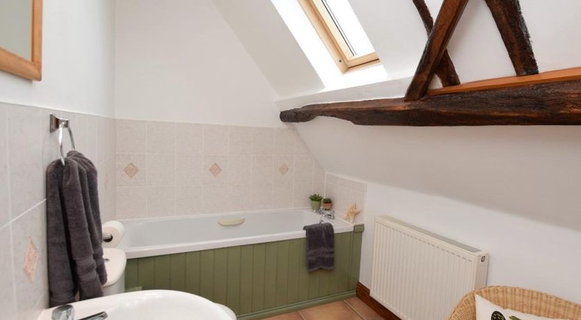 Photo of 3 Bed in Merstone