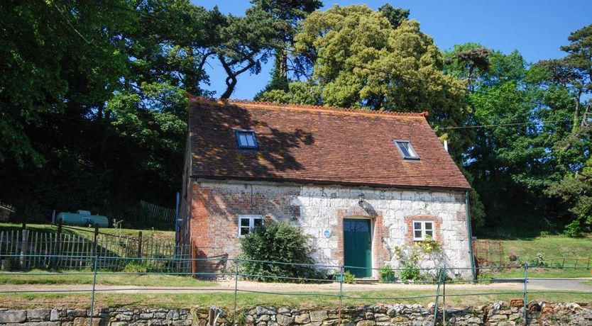 Photo of in Merstone (IC056)