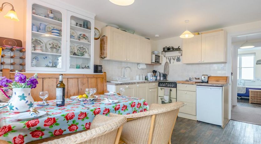 Photo of 3 Bed in Ventnor