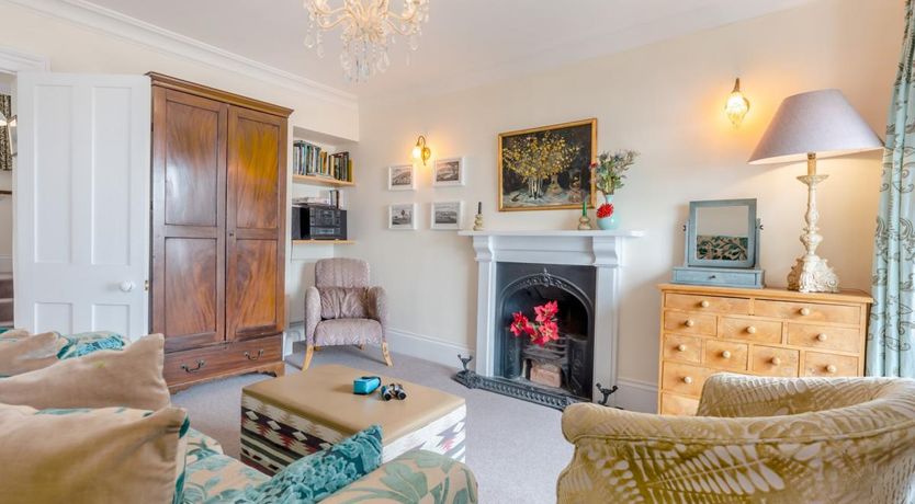 Photo of 3 Bed in Ventnor