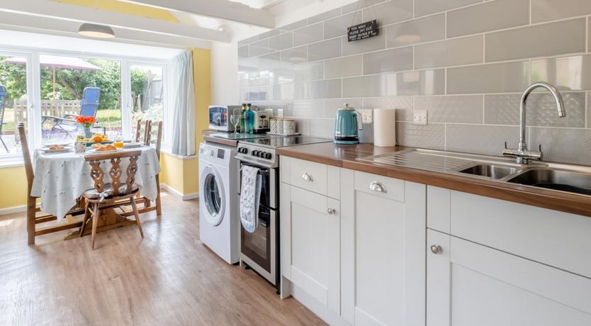 Photo of 3 Bed in Brook