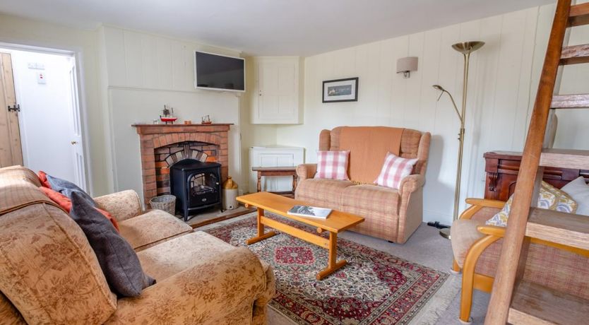 Photo of 3 Bed in Brook