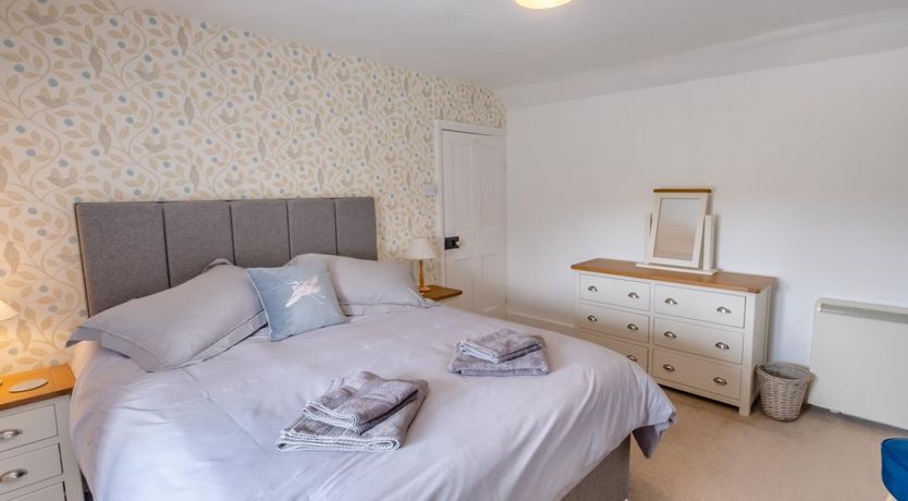 Photo of 3 Bed in Brook