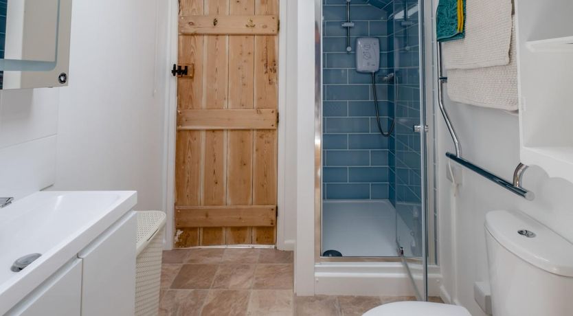 Photo of 3 Bed in Brook