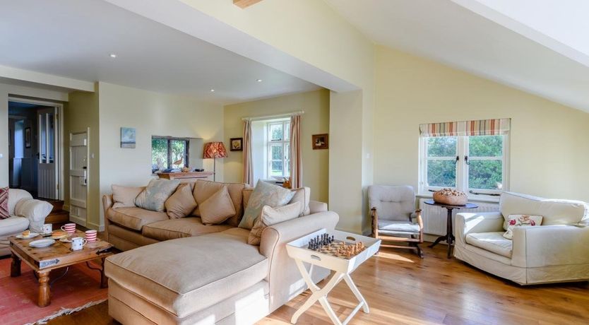 Photo of 4 Bed in Worth Matravers