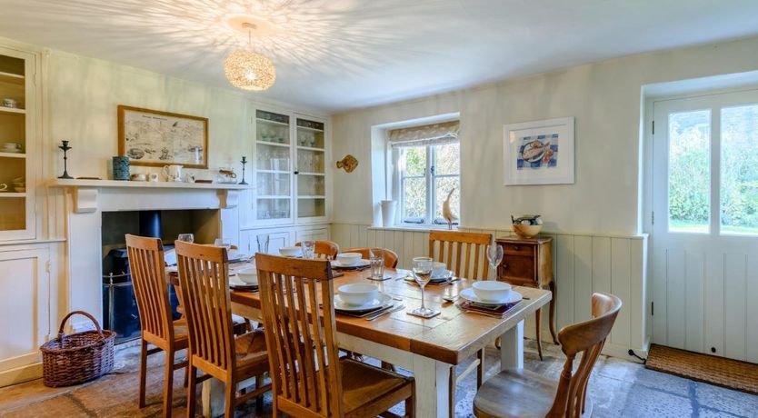 Photo of 4 Bed in Worth Matravers