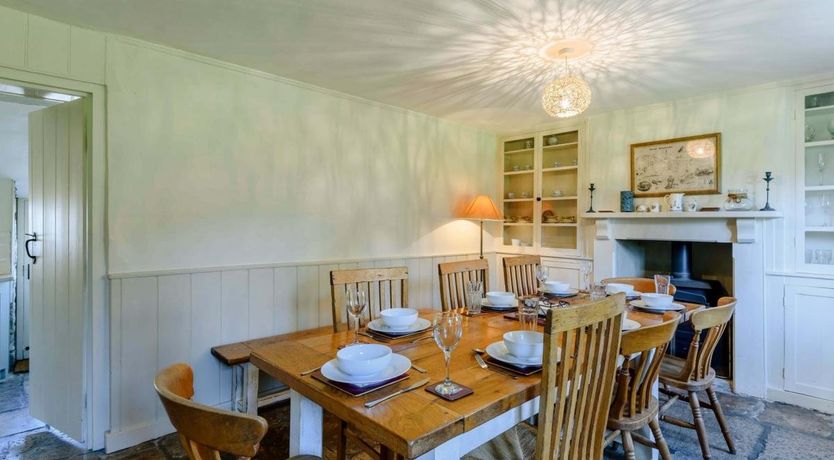 Photo of 4 Bed in Worth Matravers