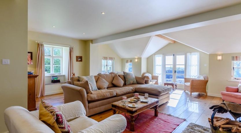 Photo of 4 Bed in Worth Matravers