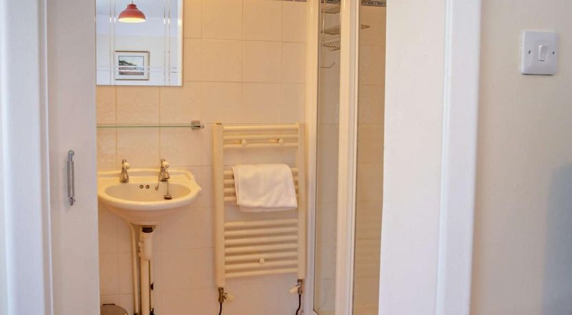 Photo of 4 Bed in Shanklin