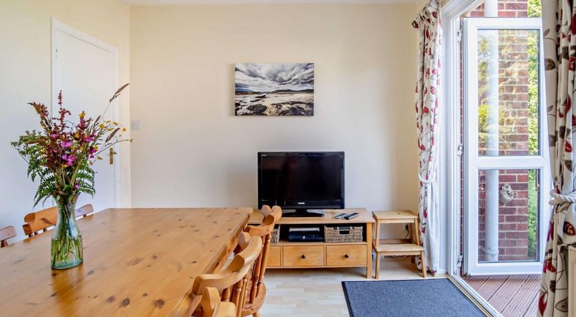 Photo of 4 Bed in Shanklin