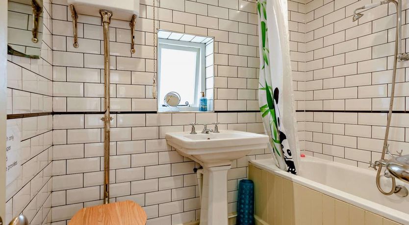 Photo of 2 Bed in Worth Matravers