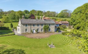 Photo of in Godshill (IC052)