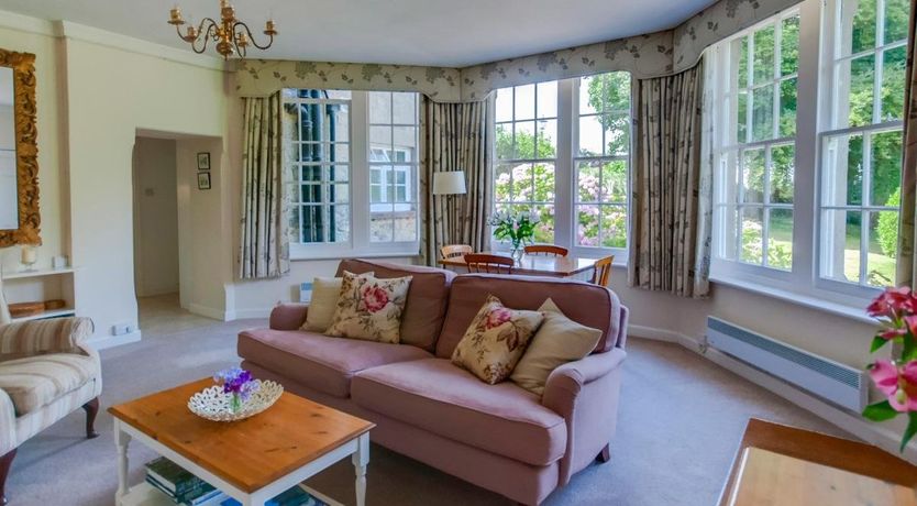 Photo of 1 Bed in Godshill