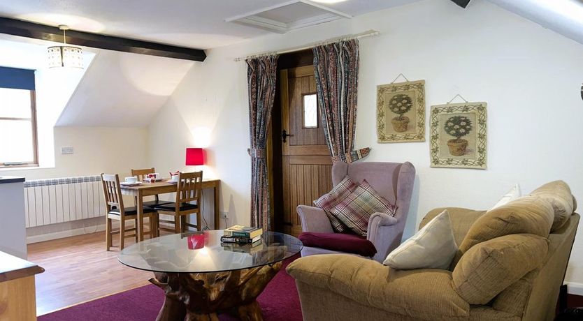 Photo of 1 Bed in Godshill