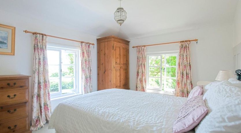 Photo of 3 Bed in Borthwood