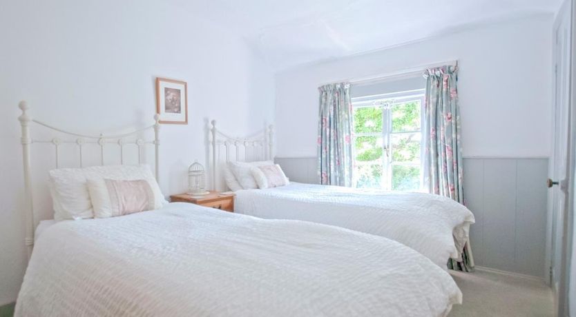 Photo of 3 Bed in Borthwood