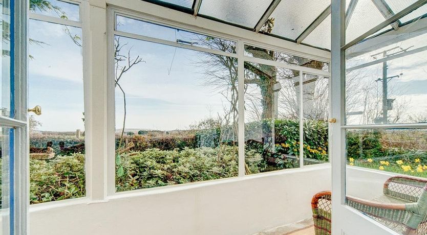 Photo of 3 Bed in Borthwood