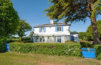 in Borthwood (IC015) Holiday Cottage