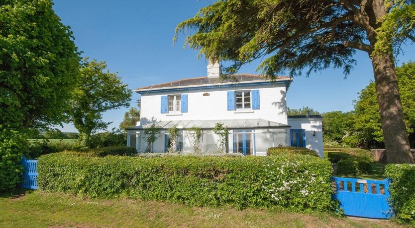 Photo of in Borthwood (IC015)