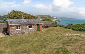 1 Bed in Freshwater Holiday Cottage