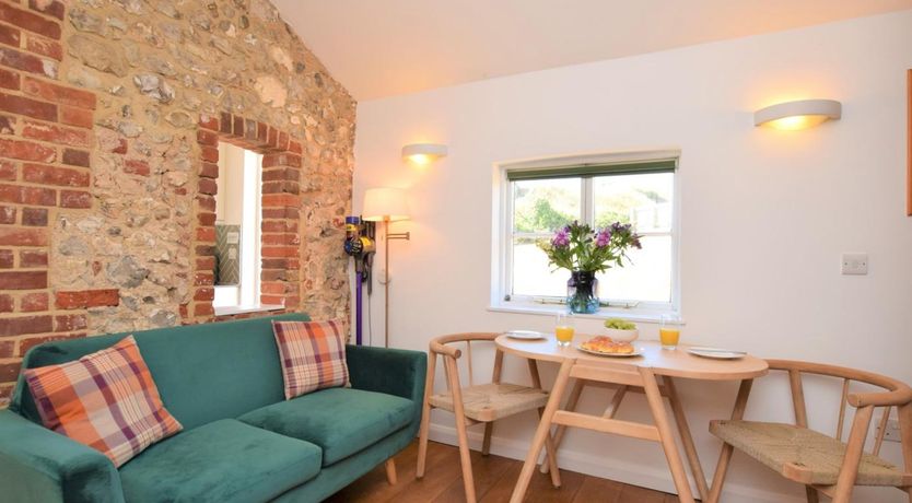 Photo of 1 Bed in Freshwater