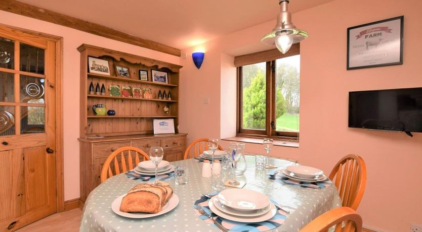 Photo of 2 Bed in Godshill