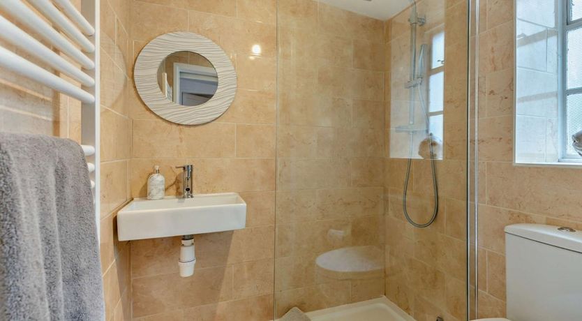 Photo of 3 Bed in Swanage