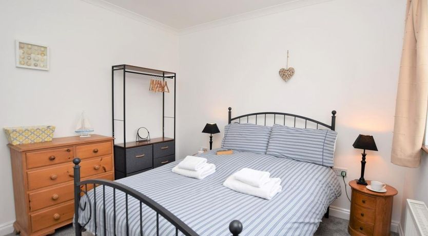 Photo of 3 Bed in Brighstone