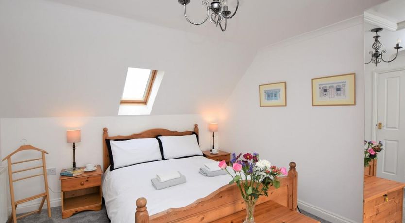 Photo of 3 Bed in Brighstone