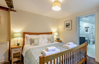 2 Bed in Carnforth Holiday Cottage