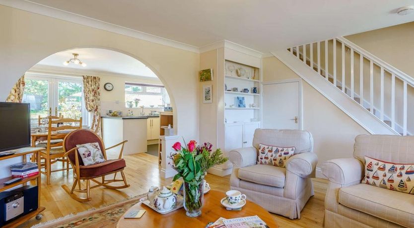 Photo of 2 Bed in Totland Bay