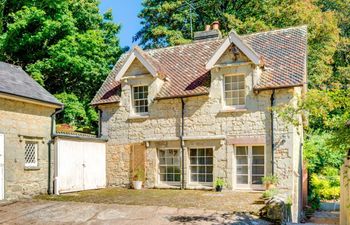 in Niton Undercliff (IC099) Holiday Cottage