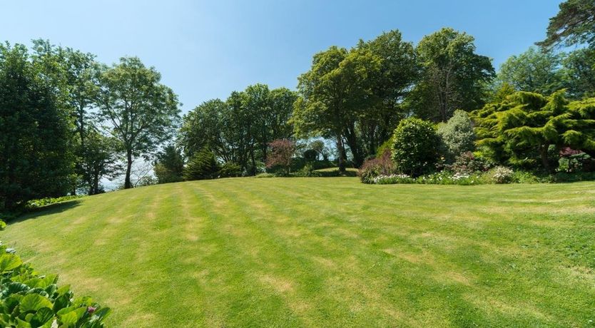 Photo of 3 Bed in Niton Undercliff