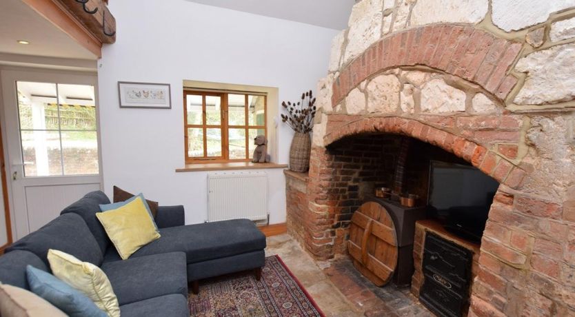 Photo of 2 Bed in Merstone