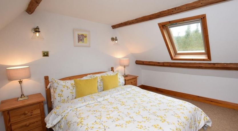 Photo of 2 Bed in Merstone