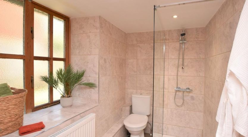 Photo of 2 Bed in Merstone